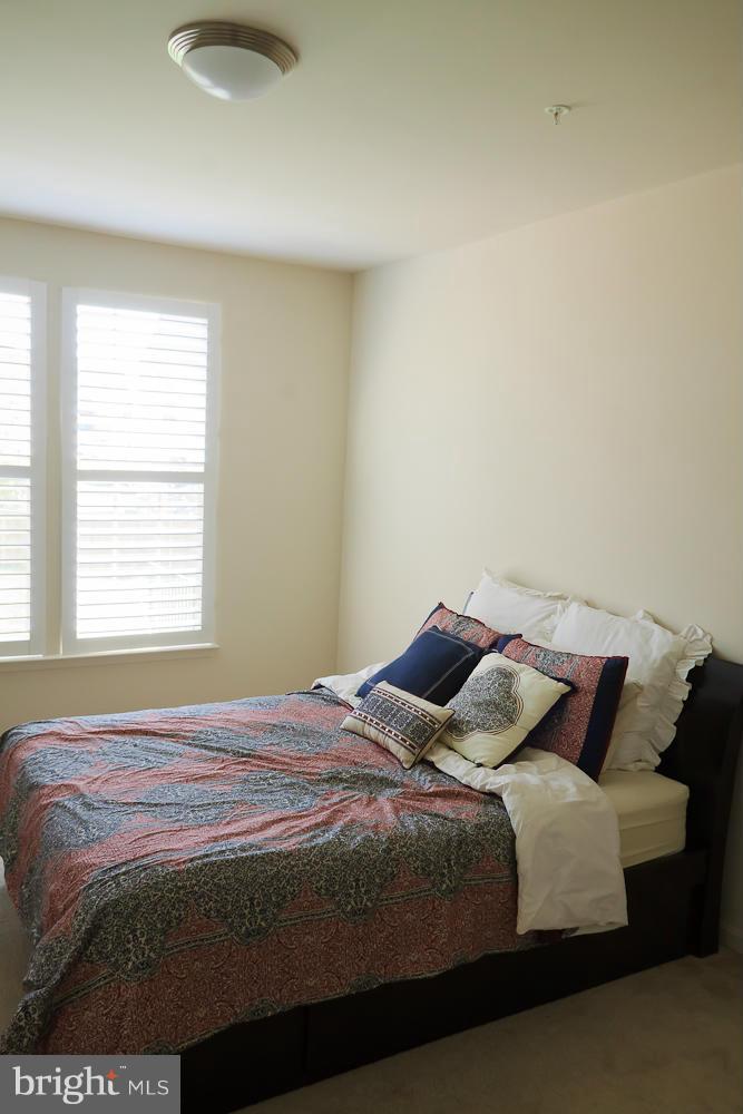 PROP OF MADISON CRESCENT - Residential Lease