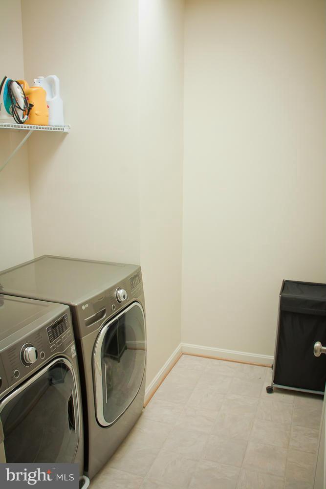 PROP OF MADISON CRESCENT - Residential Lease