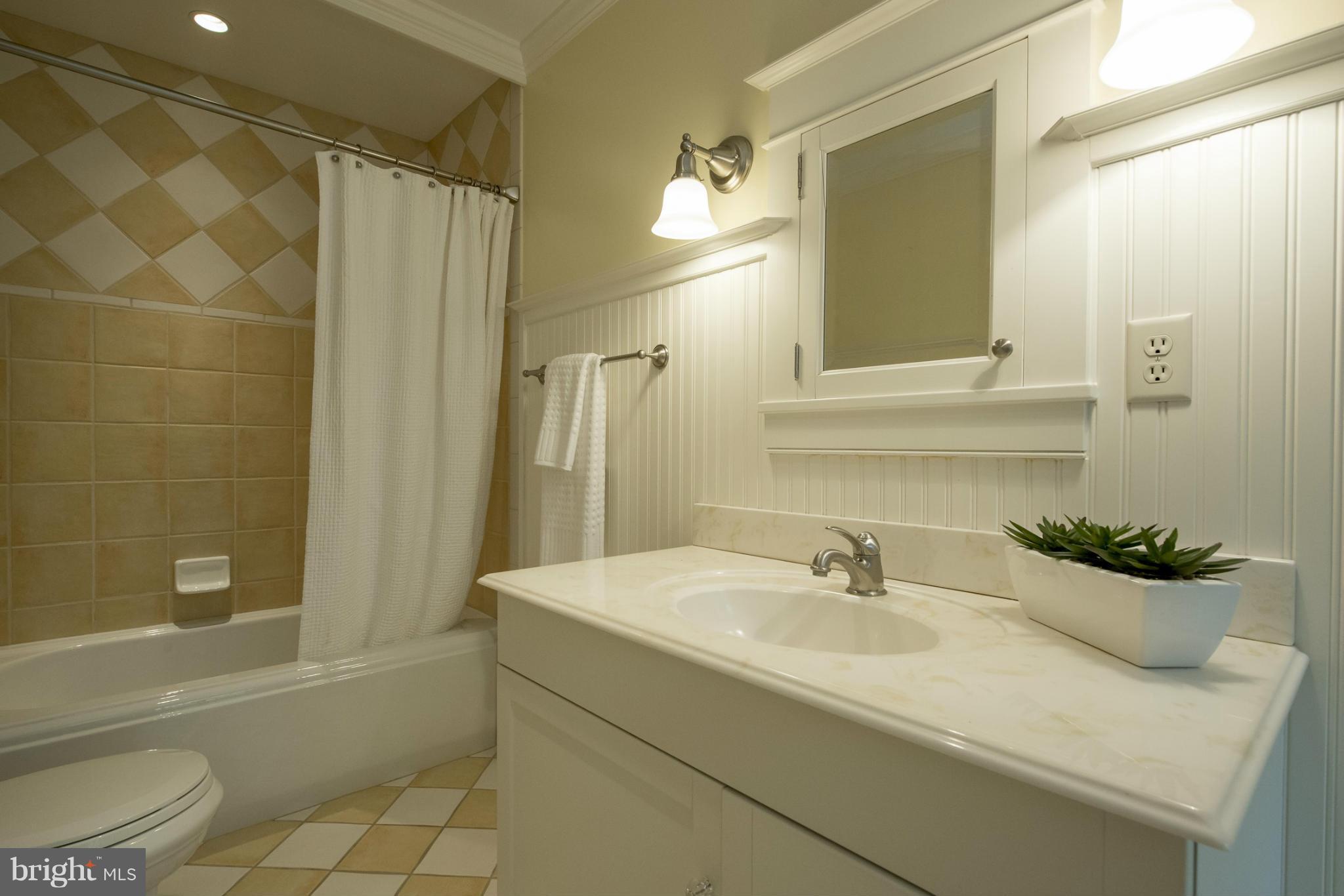 LINSTEAD - Residential