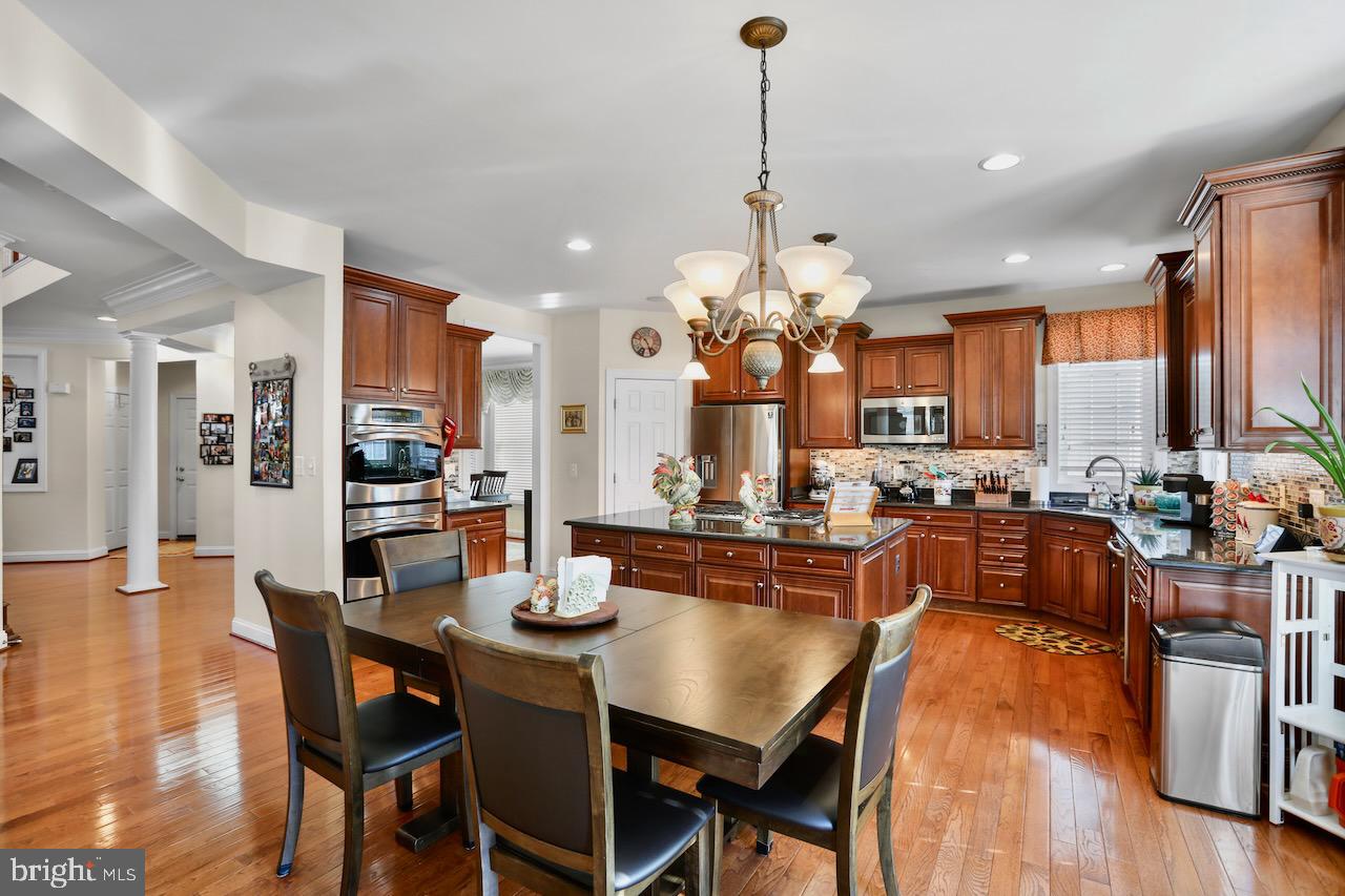 MORELAND ESTATES - Residential