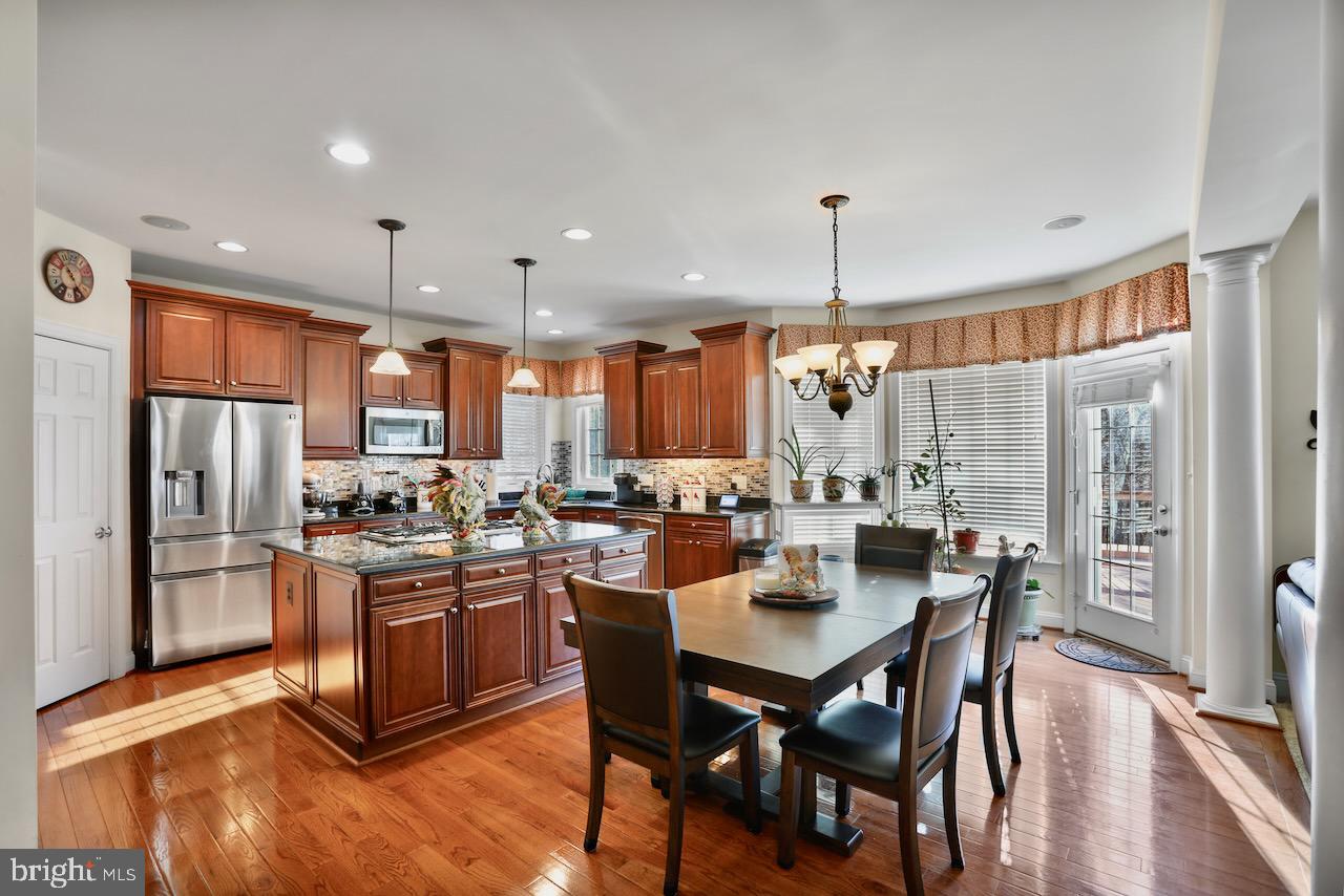 MORELAND ESTATES - Residential