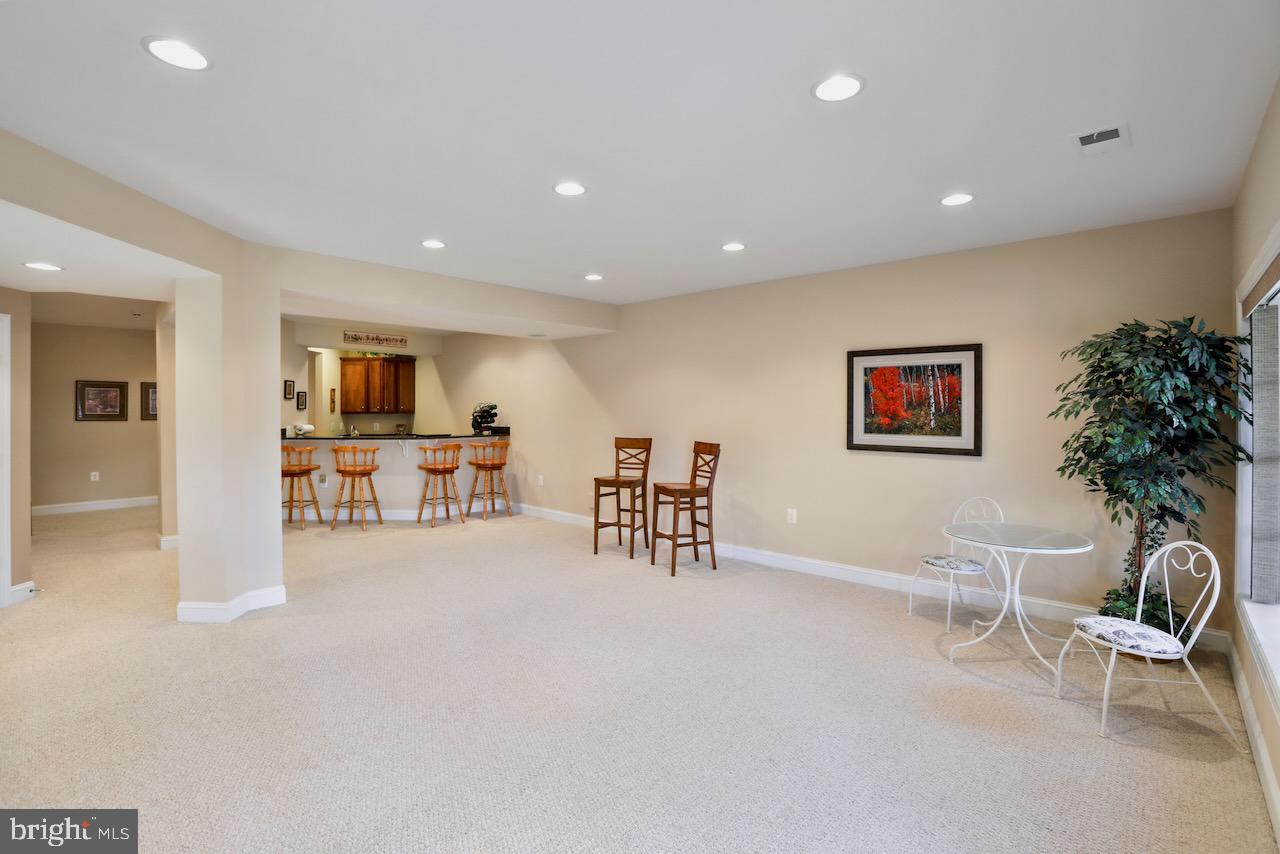 MORELAND ESTATES - Residential