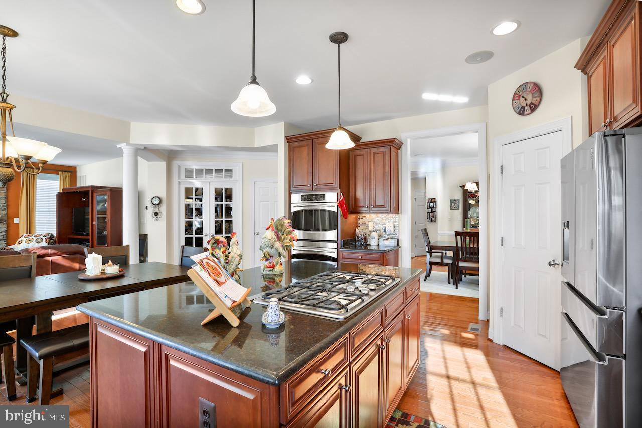 MORELAND ESTATES - Residential