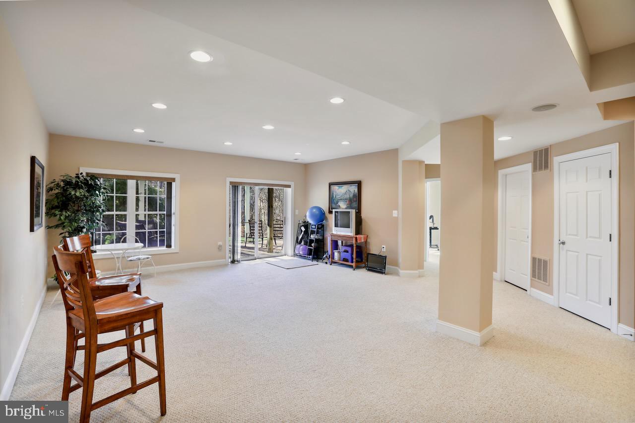 MORELAND ESTATES - Residential