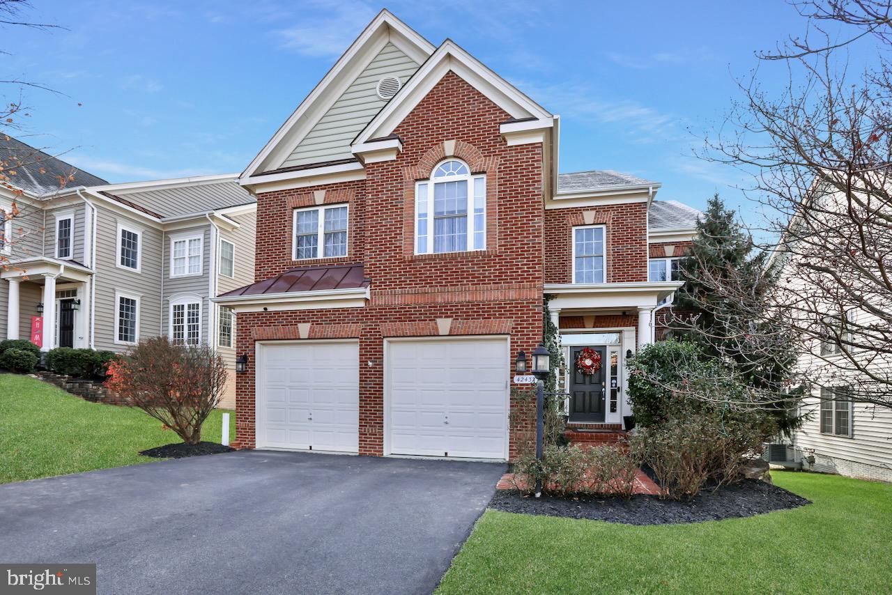 MORELAND ESTATES - Residential