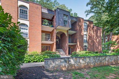 Photo of 3354 Woodburn Road #11, ANNANDALE, VA 22003 (MLS # VAFX2328126)