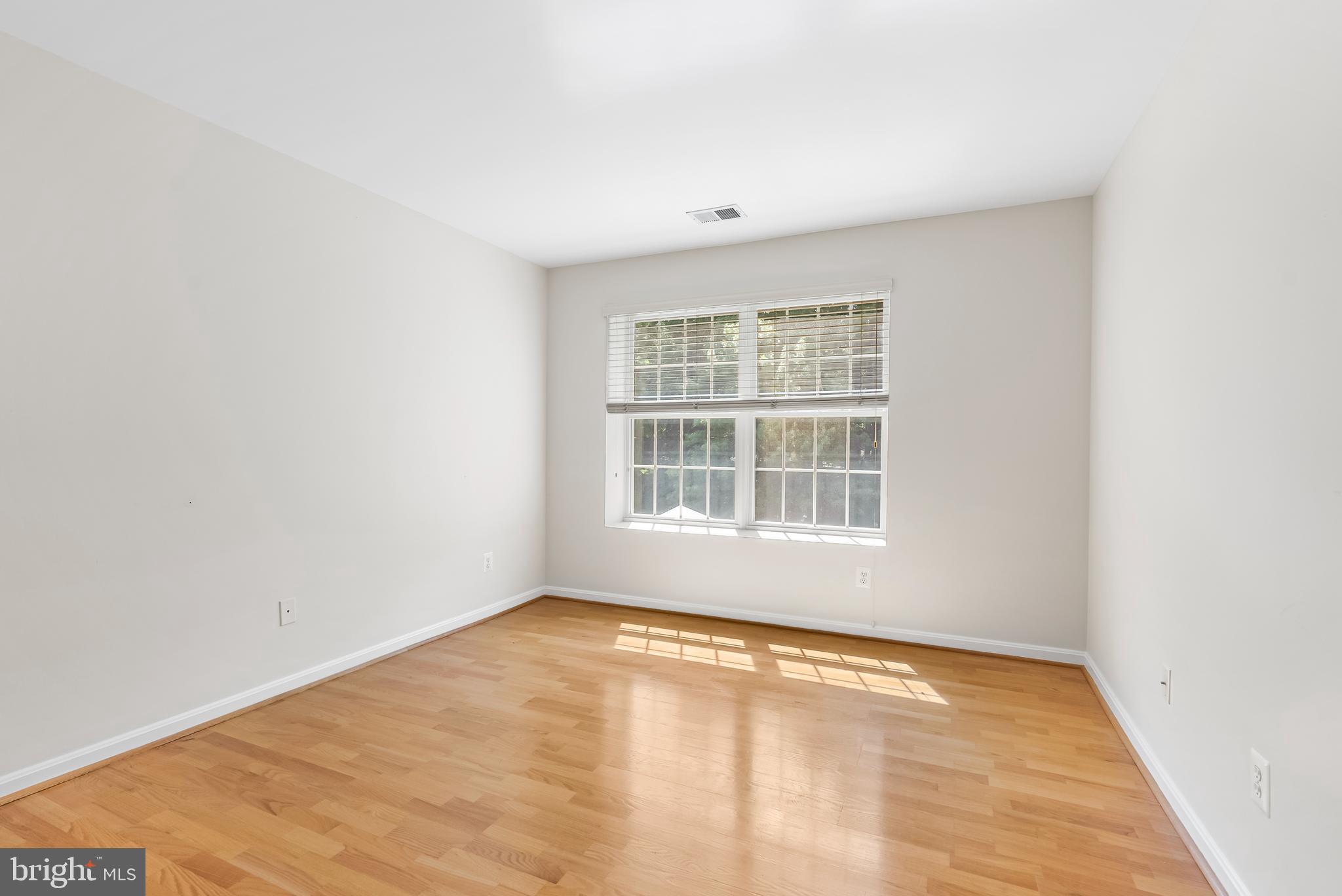 ROSSLARE RIDGE - Residential