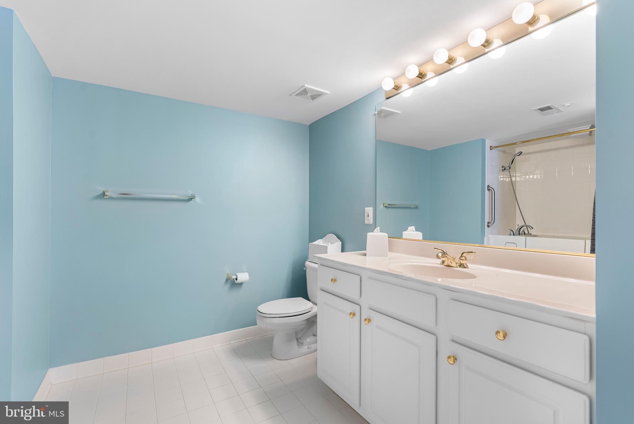 ROSSLARE RIDGE - Residential