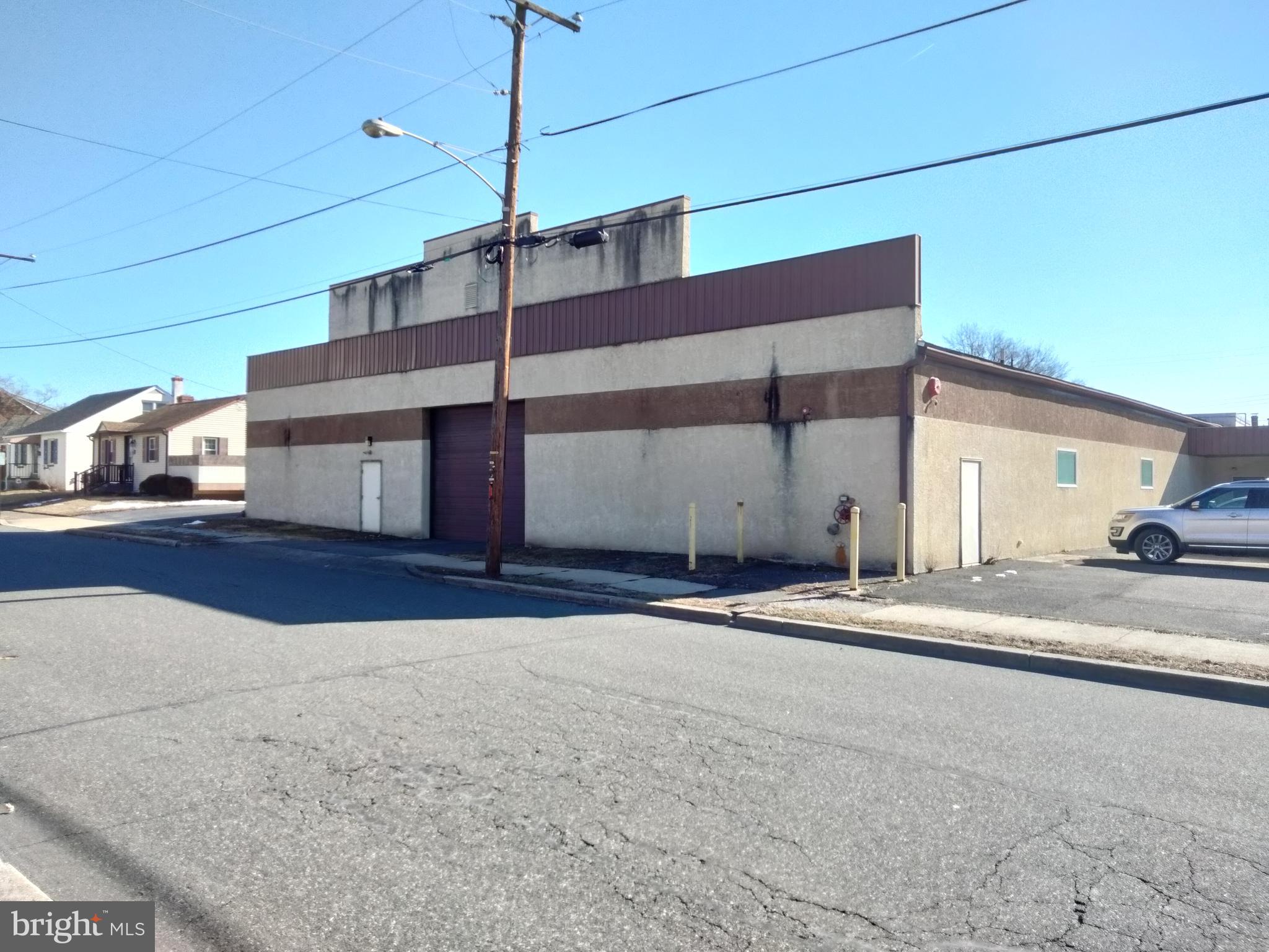 200 N WASHINGTON STREET