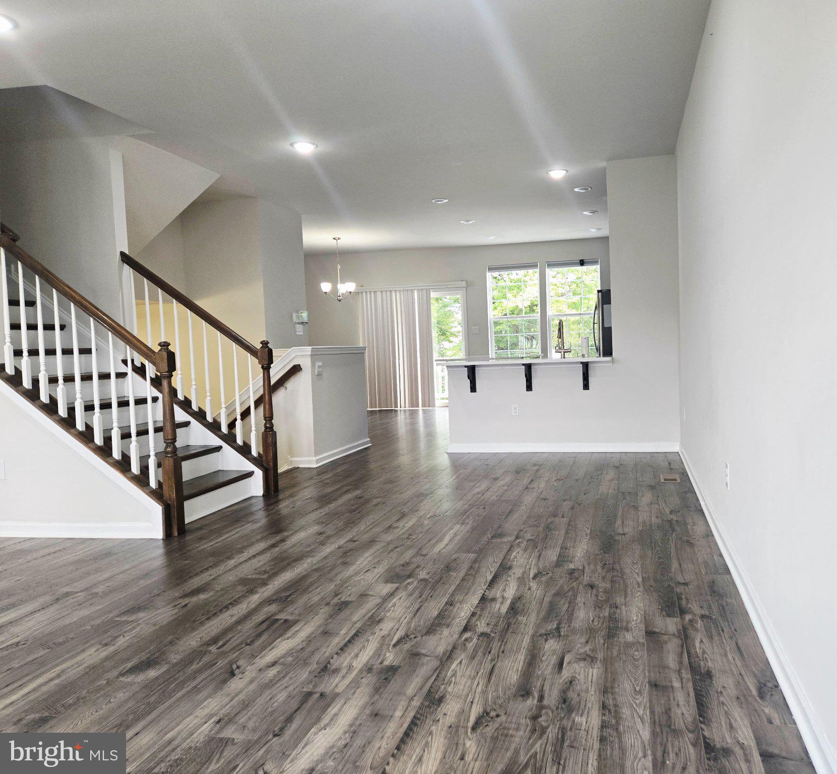 11 AUTUMN PARK BOULEVARD