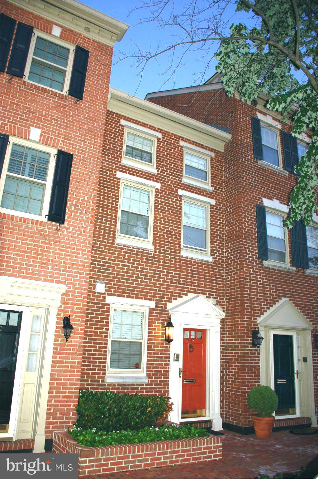 OLD TOWN - Residential