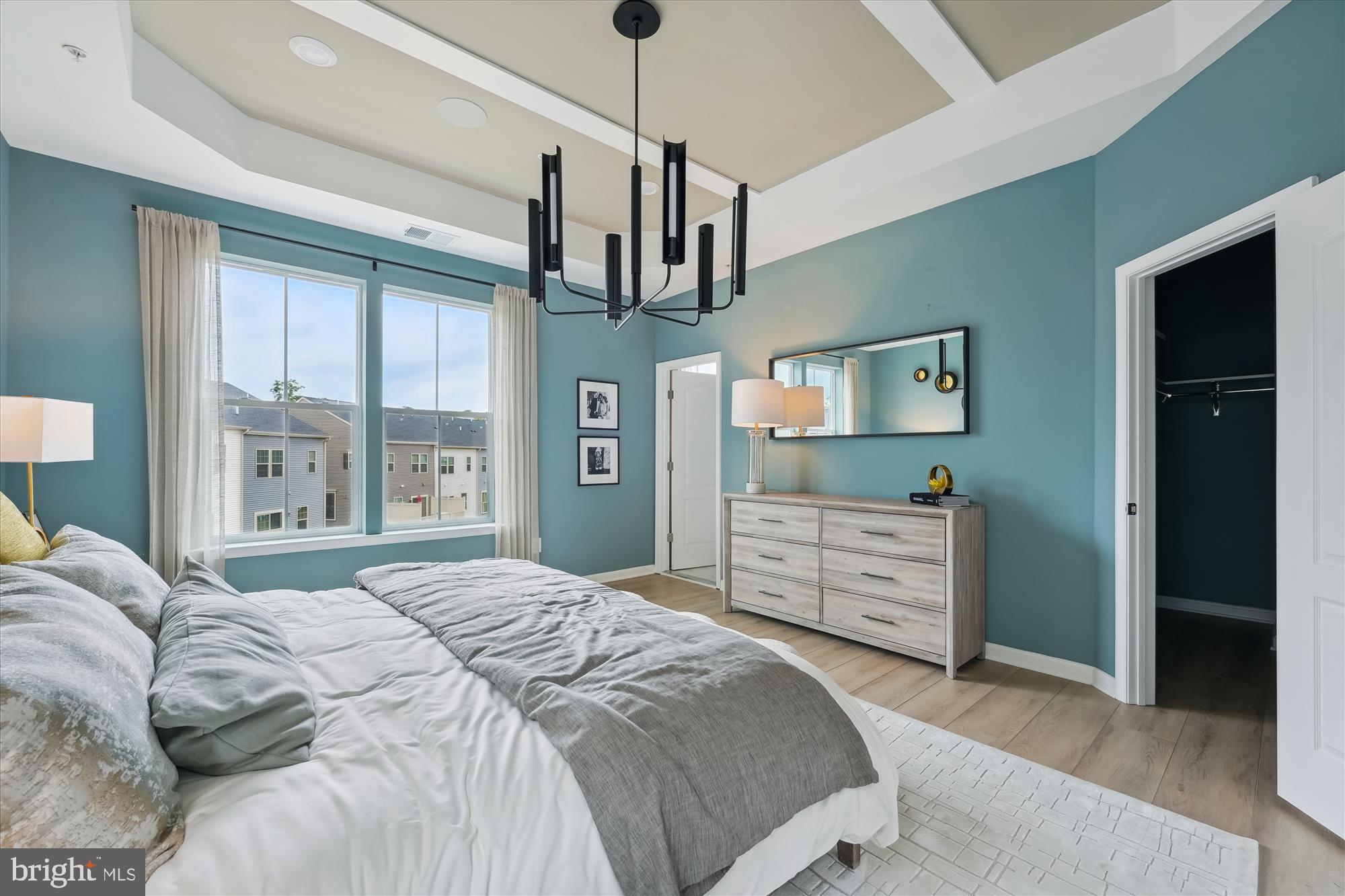 SIGNATURE CLUB - Residential