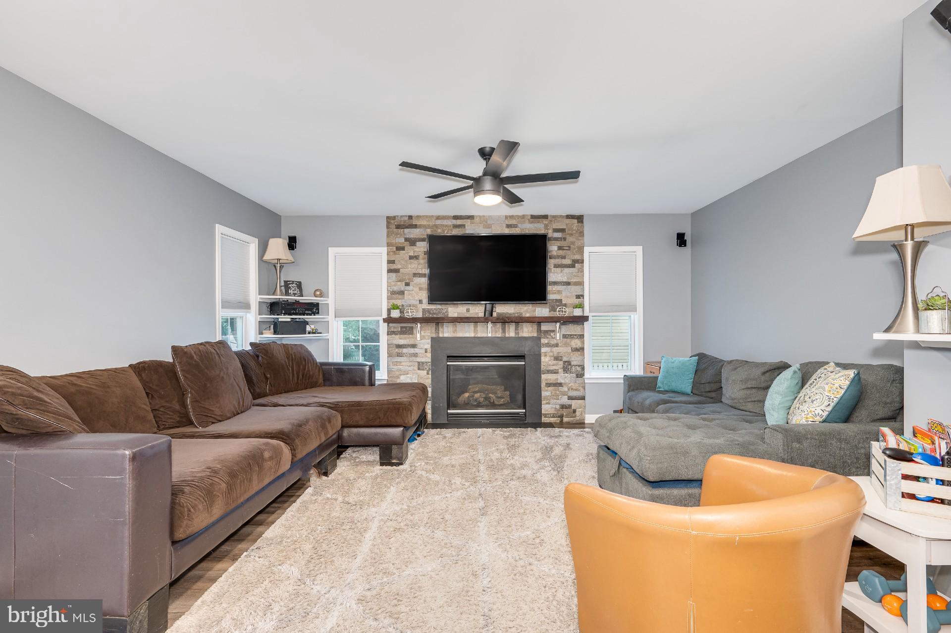 STONEBRIDGE - Residential