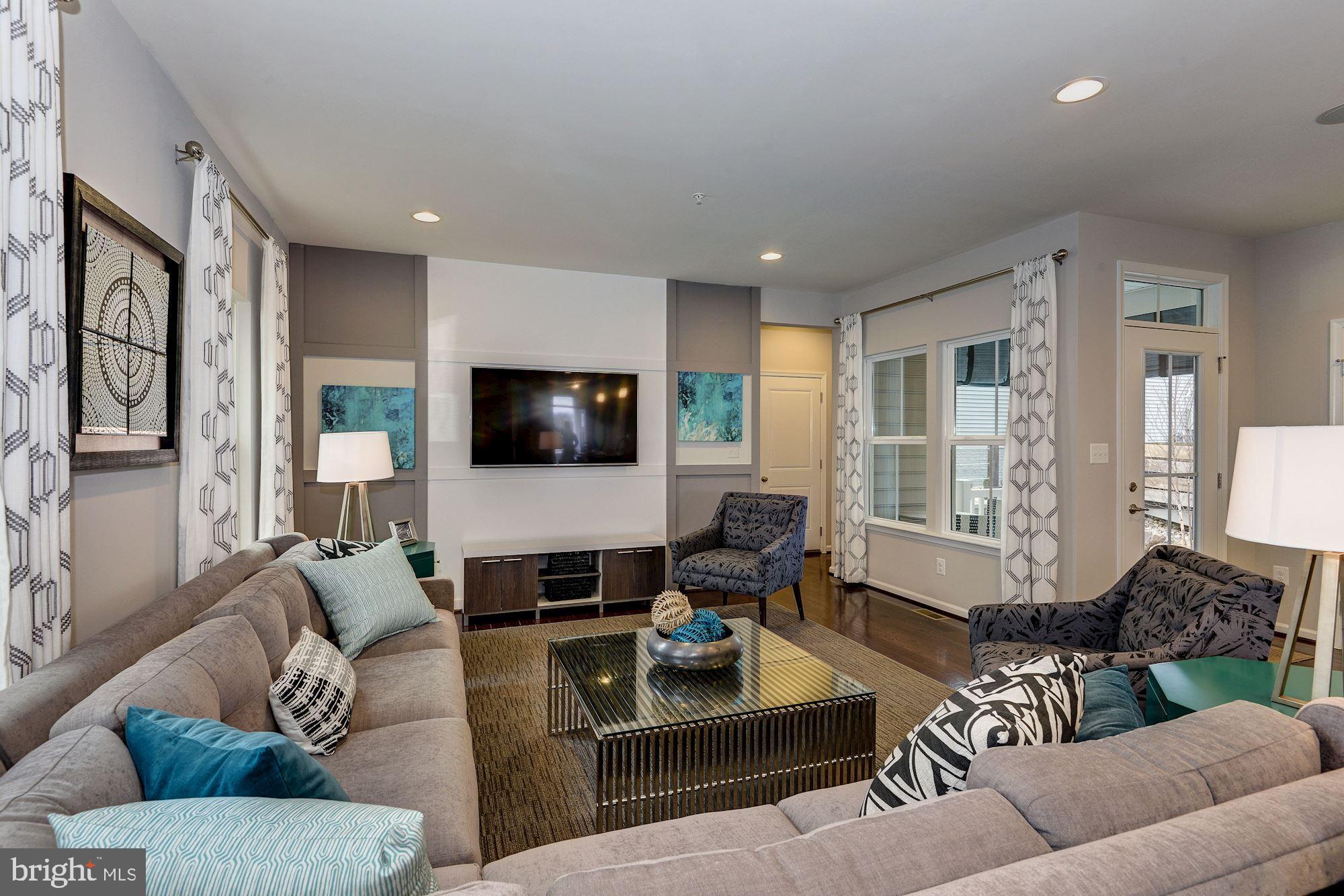 CABIN BRANCH - Residential