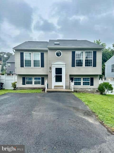 Homes For Sale - 810 205th Street<br/> Anne Arundel County, PASADENA, MD 21122