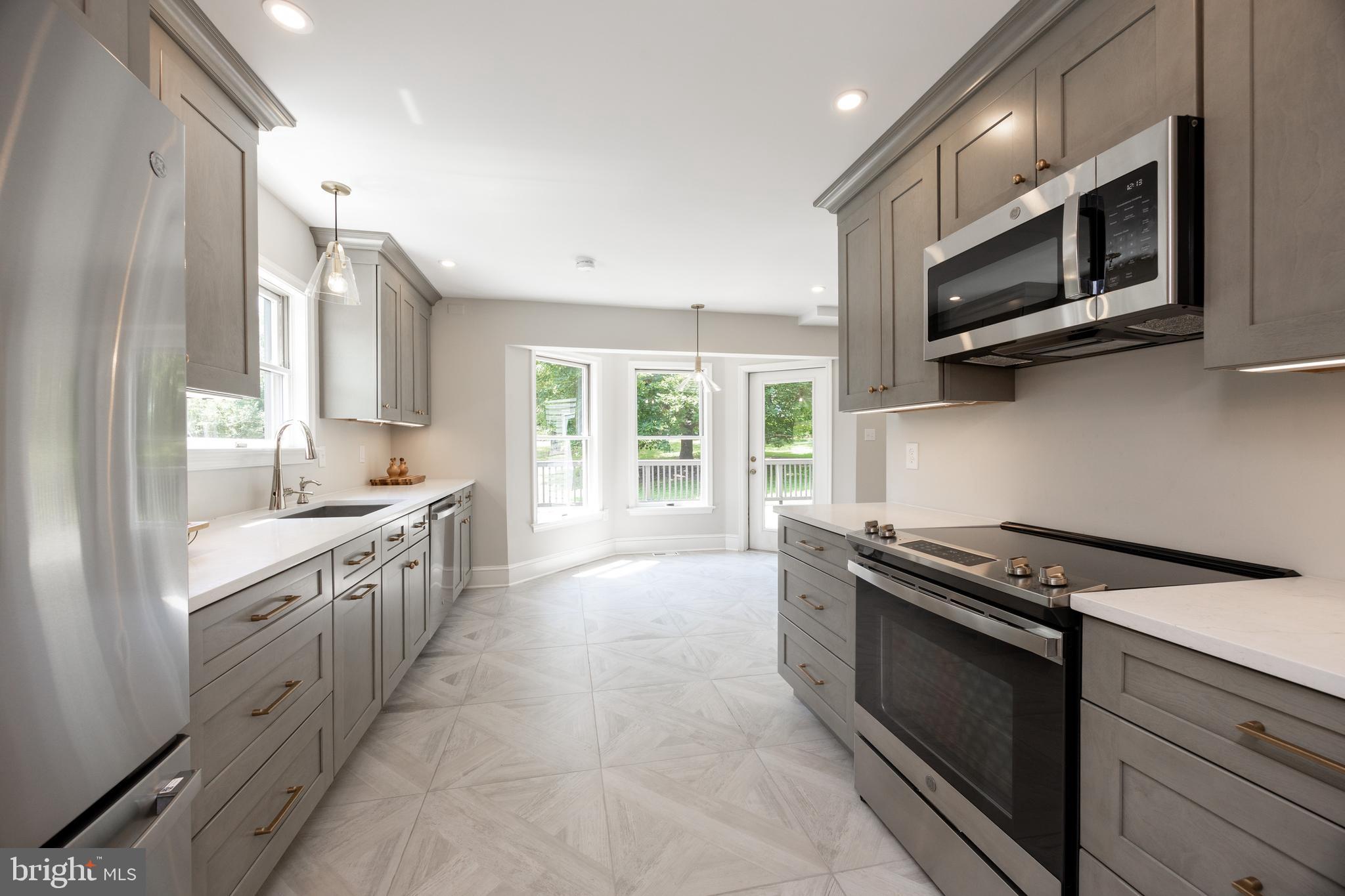 576 OLD SKIPPACK ROAD