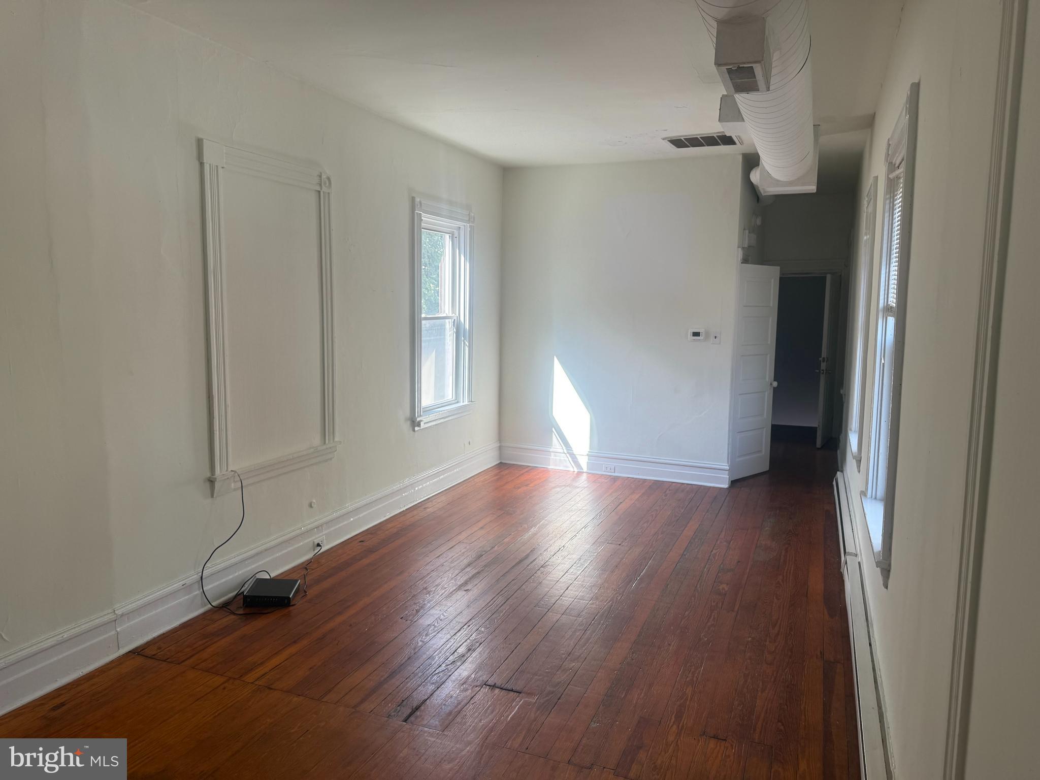 COLLEGE PARK - Commercial Sale