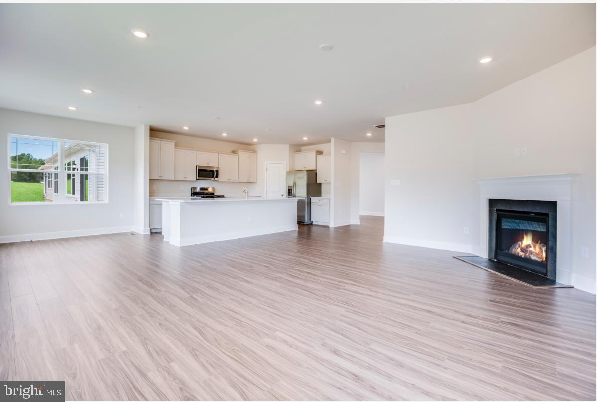 ST CHARLES - Residential