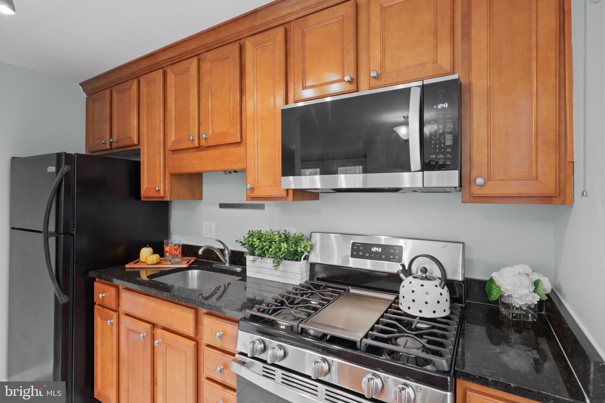 BELLE VIEW CONDOMINIUMS - Residential