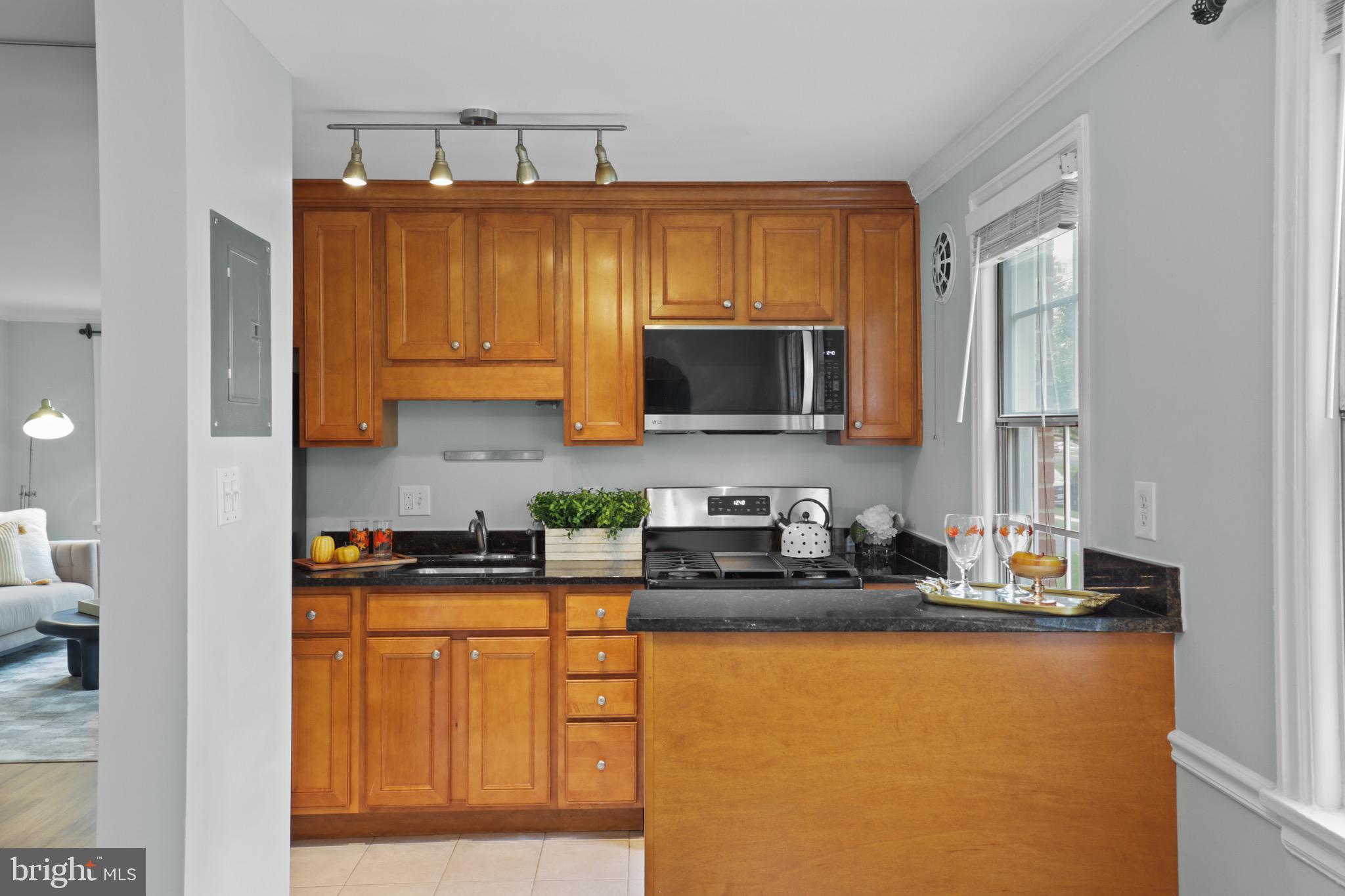 BELLE VIEW CONDOMINIUMS - Residential