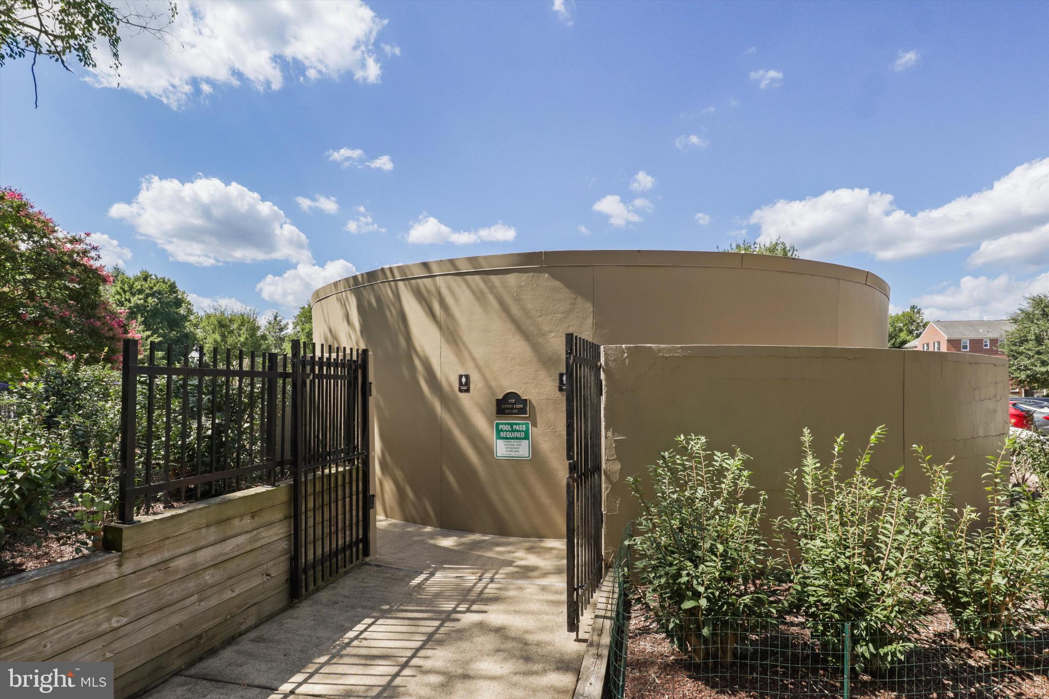 BELLE VIEW CONDOMINIUMS - Residential