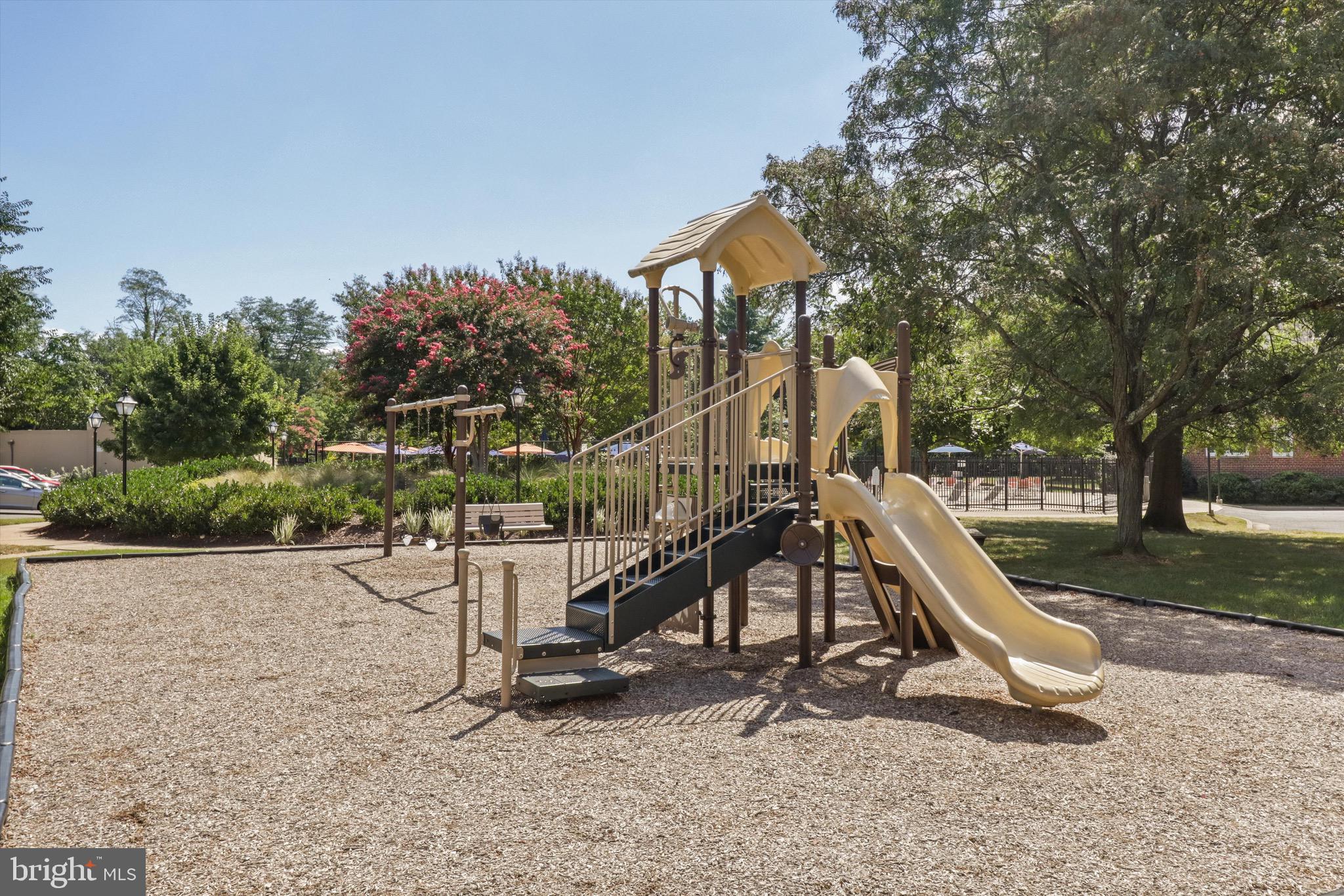 BELLE VIEW CONDOMINIUMS - Residential