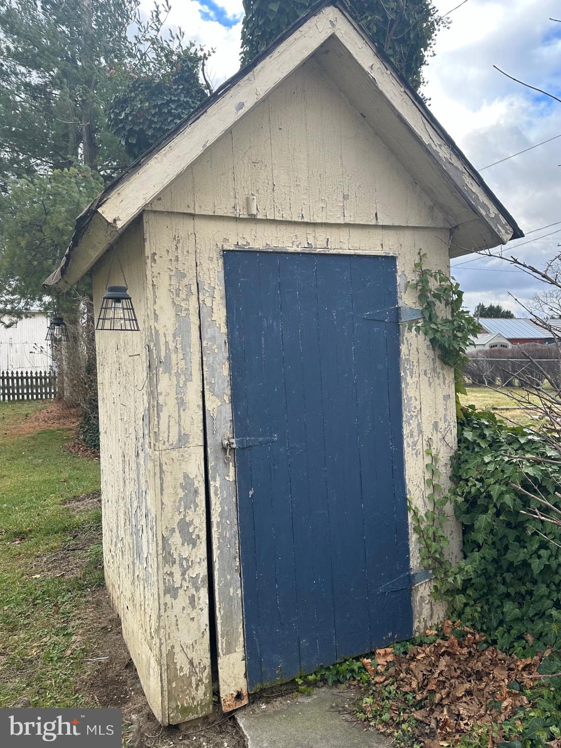 MIDWAY - Residential Income