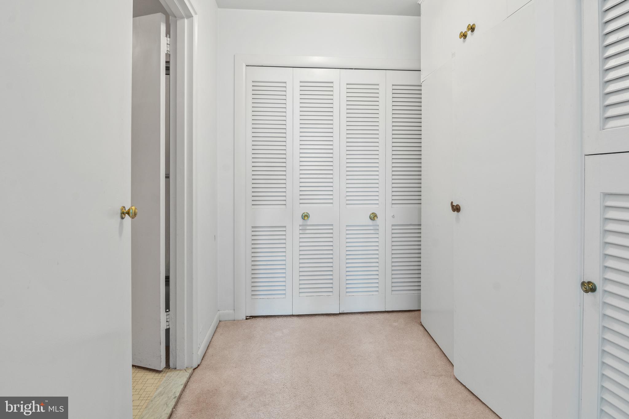 PIKESVILLE - Residential