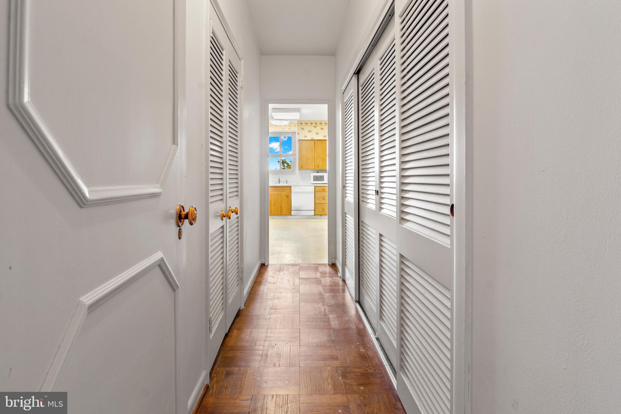 PIKESVILLE - Residential