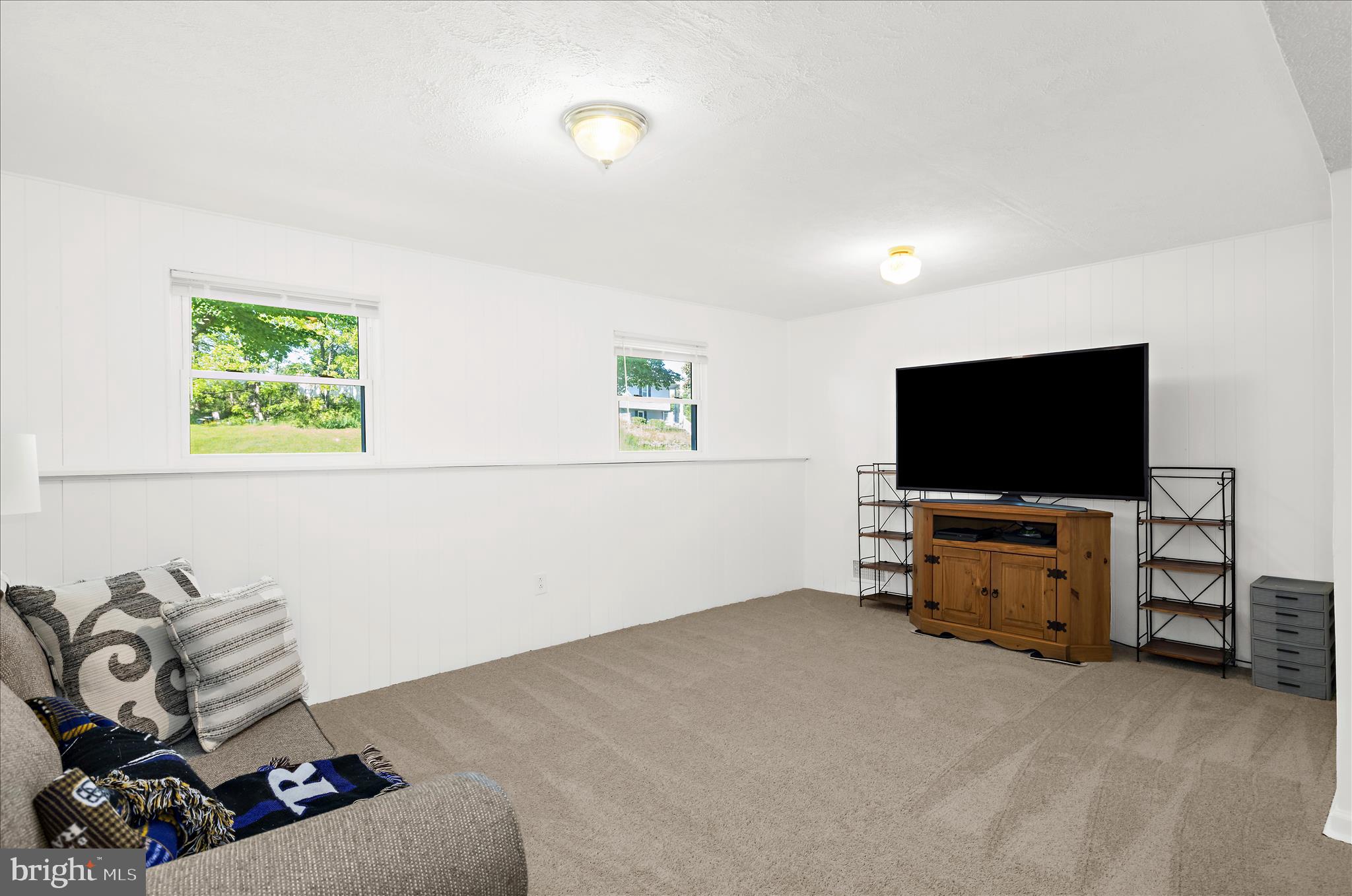 HILLTOP - Residential