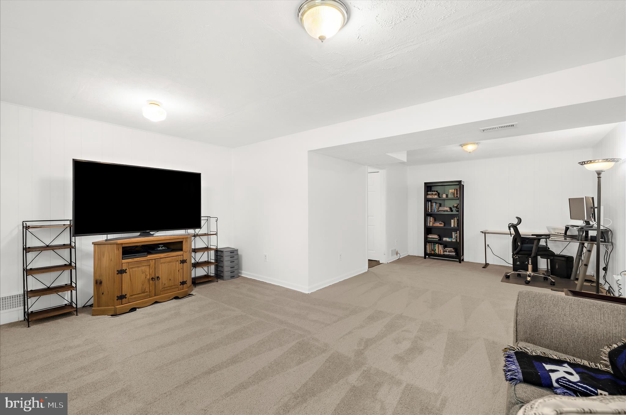 HILLTOP - Residential