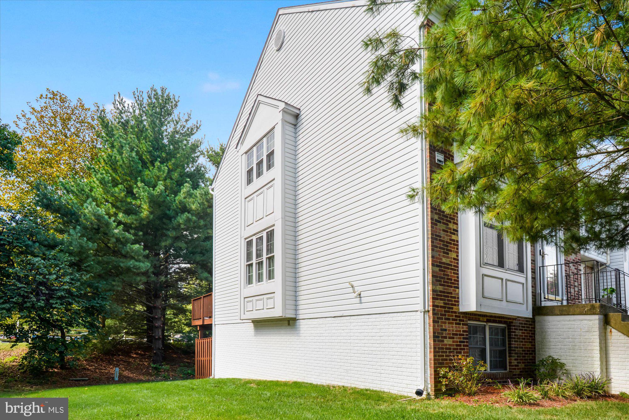 SUMMIT CREEK - Residential