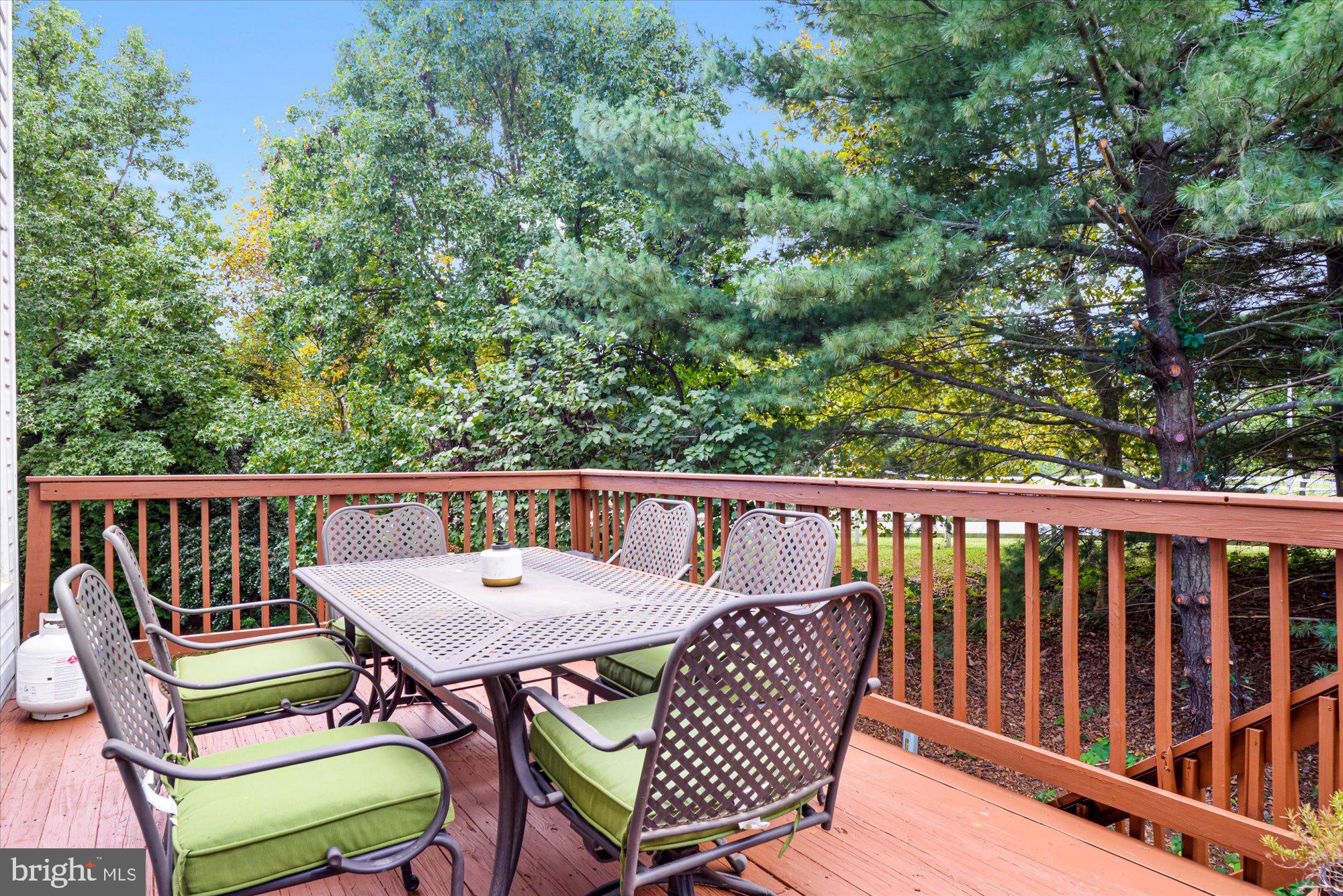 SUMMIT CREEK - Residential