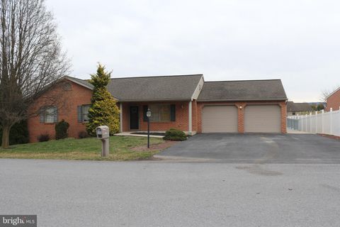 235 MONTCLAIR COURT HAGERSTOWN MD 21742