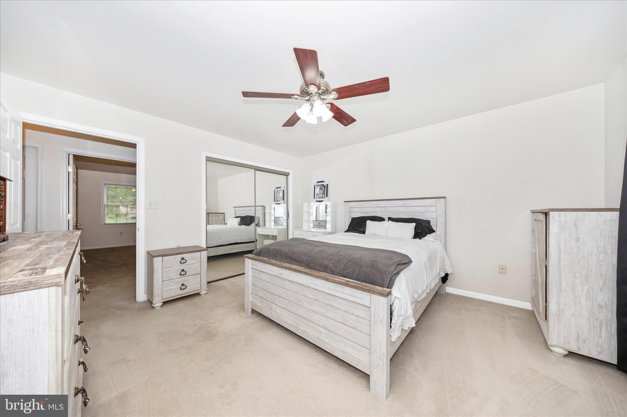 COLONIAL PARK EAST - Residential