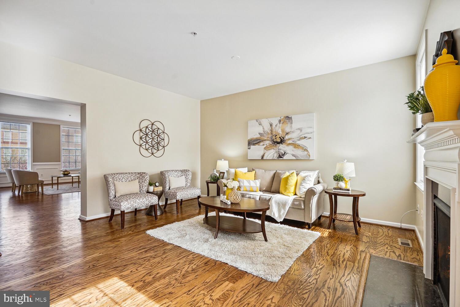 MARLBORO RIDGE - Residential