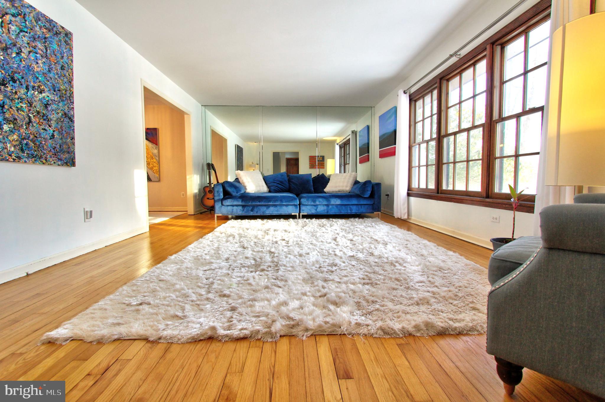 32 CHERRYVILLE HOLLOW ROAD