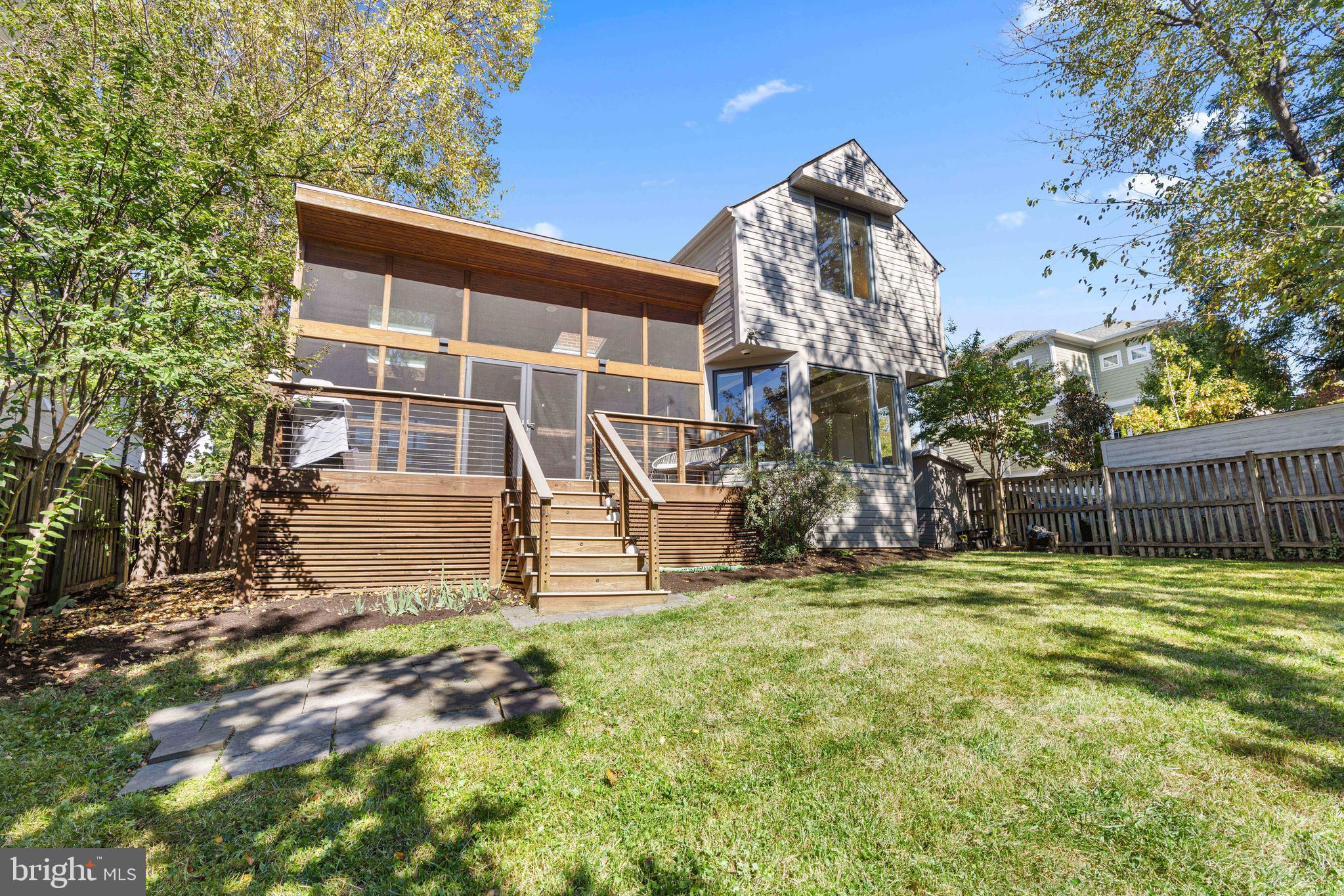 LYON PARK - Residential