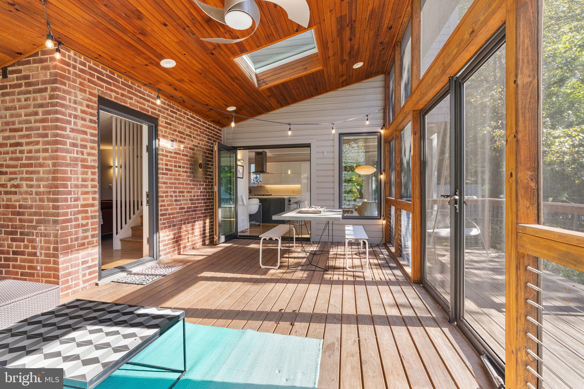 LYON PARK - Residential