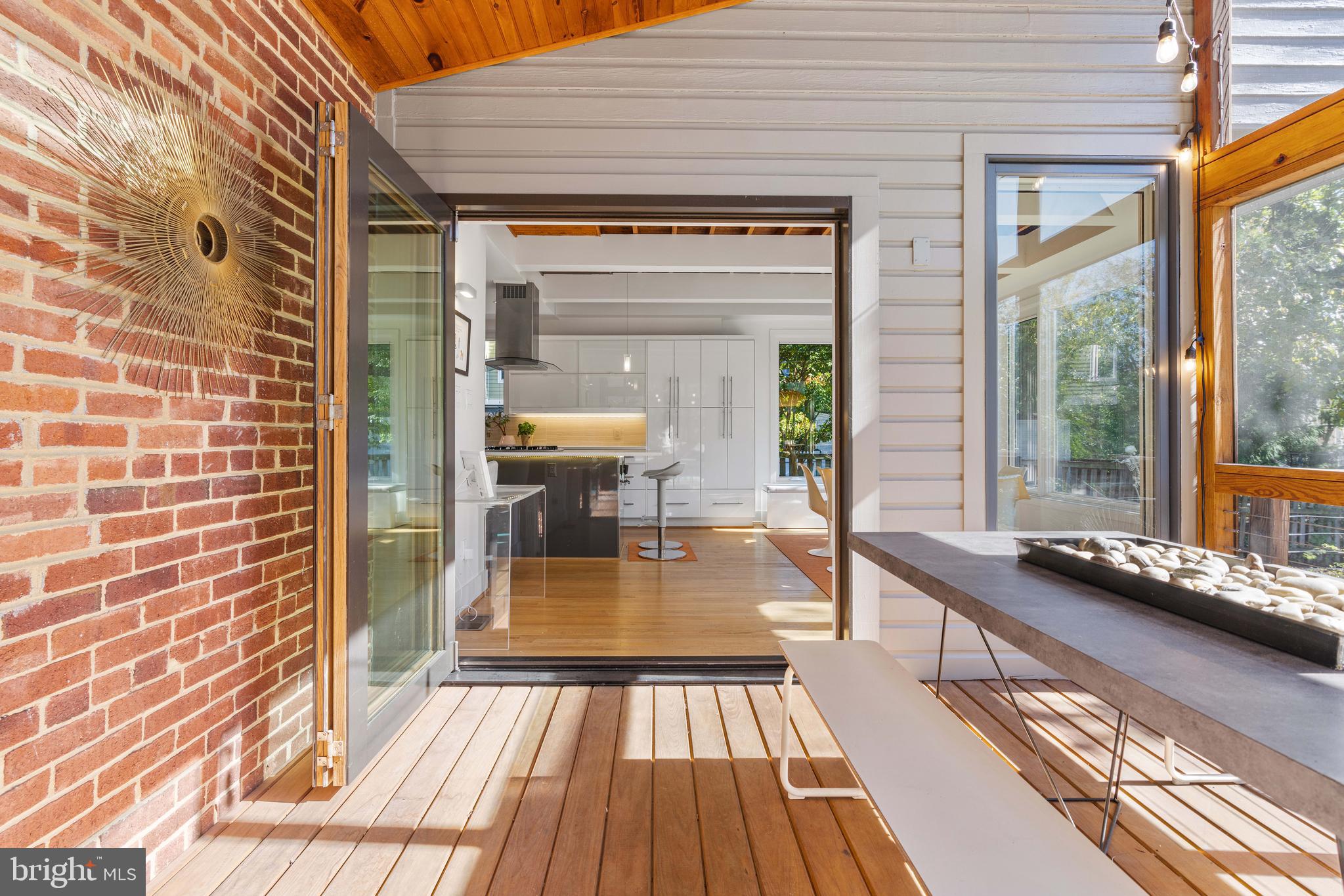 LYON PARK - Residential