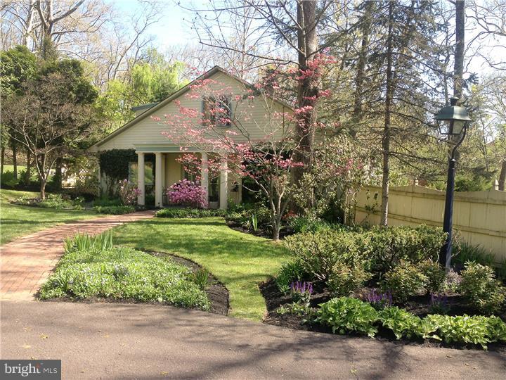 000 - Commercial Sale