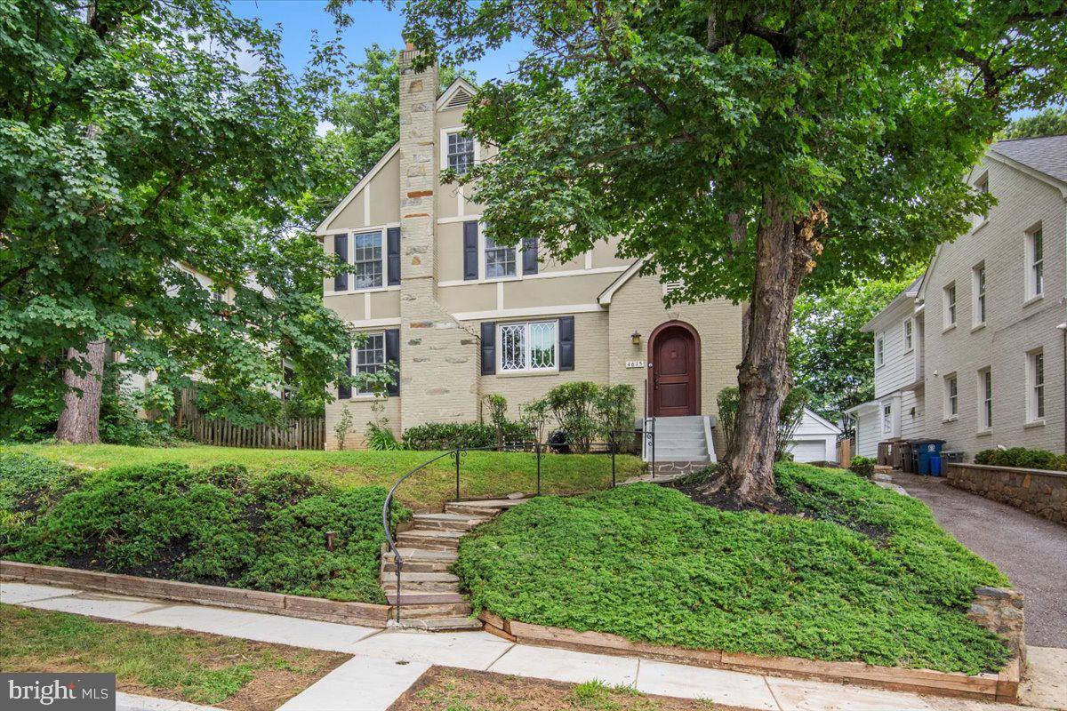 CHEVY CHASE GARDENS - Residential