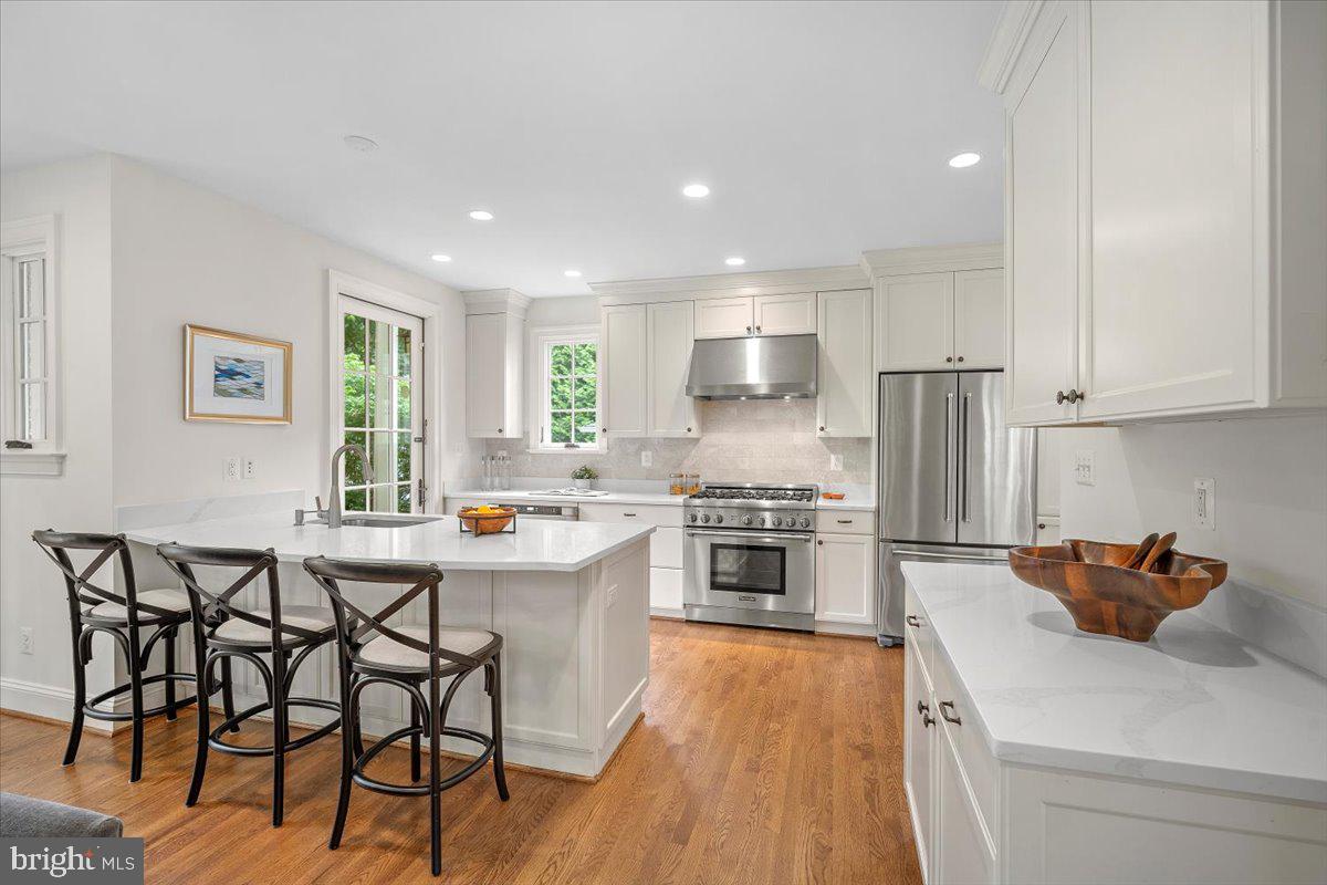 CHEVY CHASE GARDENS - Residential