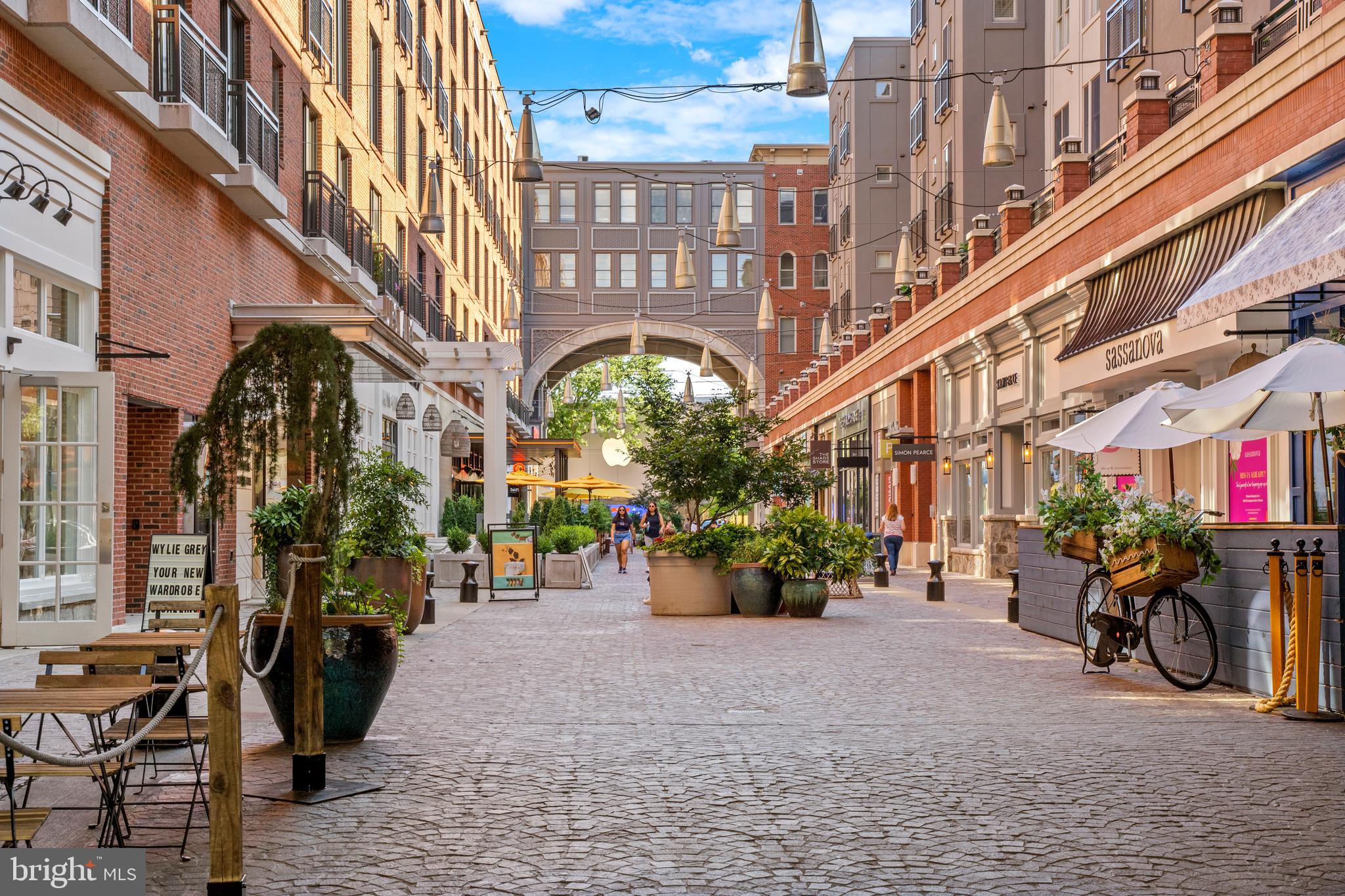 CHEVY CHASE GARDENS - Residential