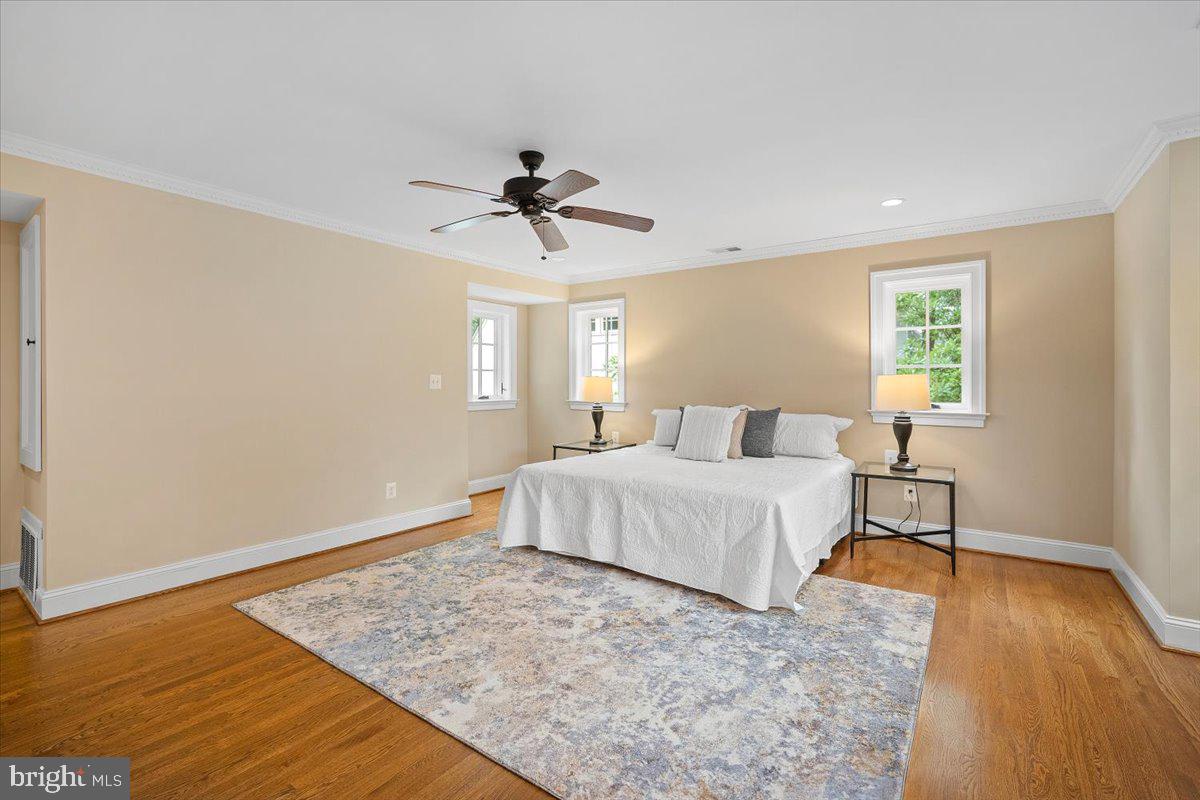 CHEVY CHASE GARDENS - Residential