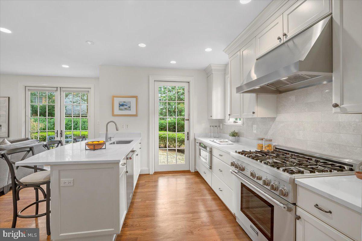 CHEVY CHASE GARDENS - Residential