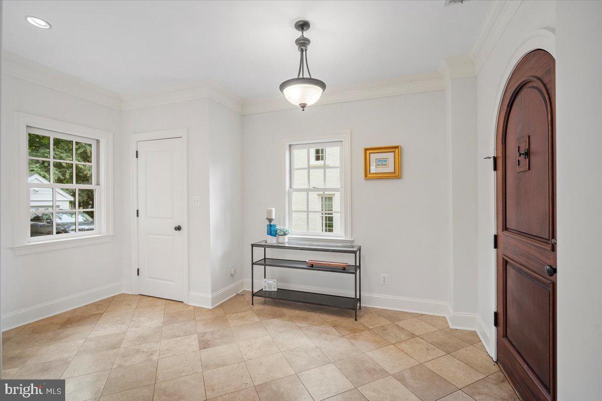 CHEVY CHASE GARDENS - Residential