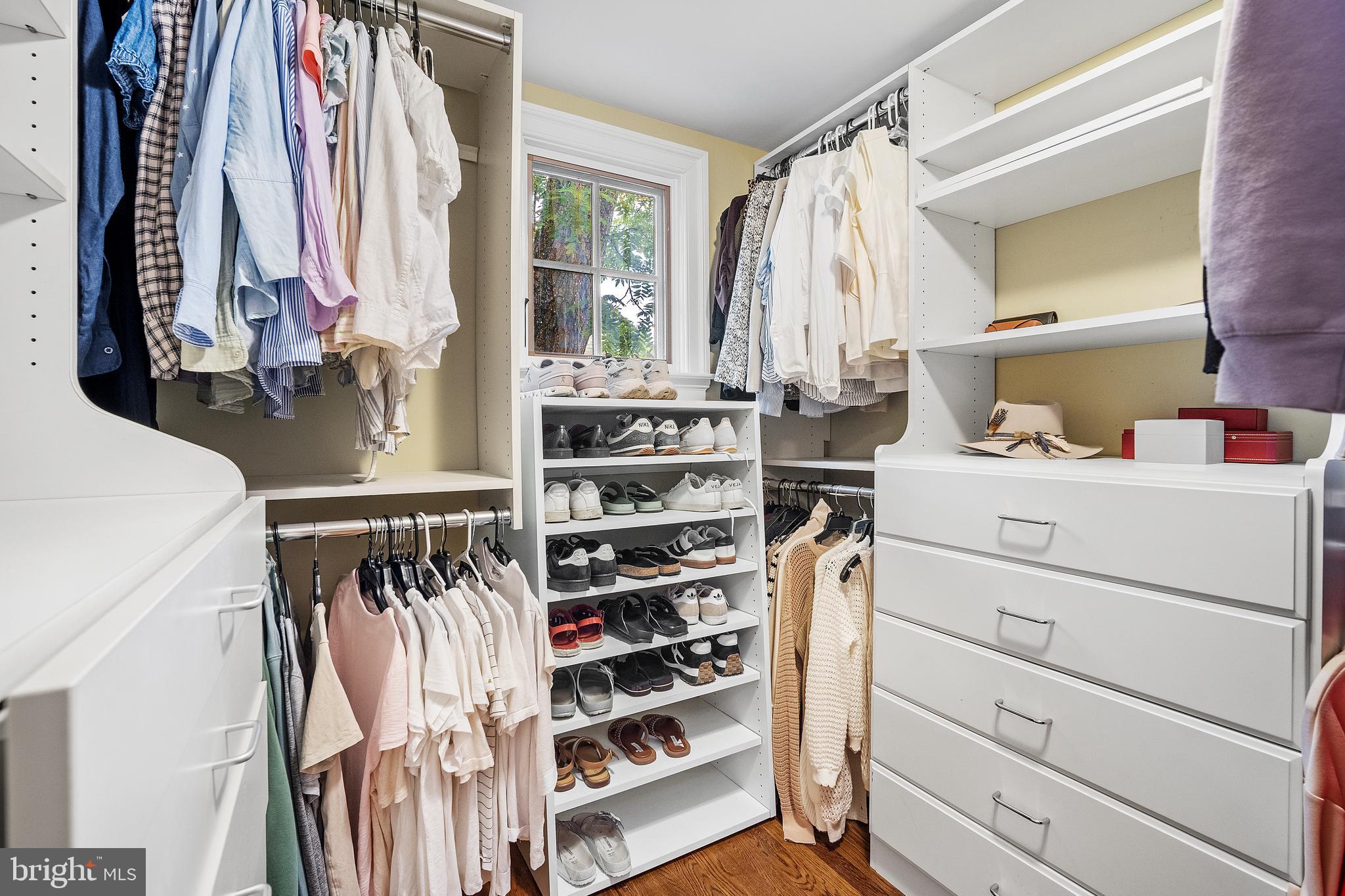 CHEVY CHASE GARDENS - Residential