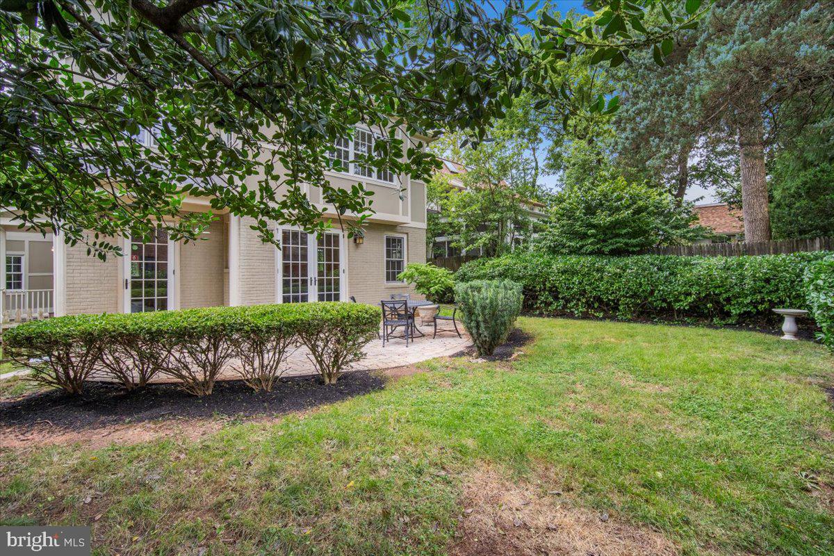 CHEVY CHASE GARDENS - Residential