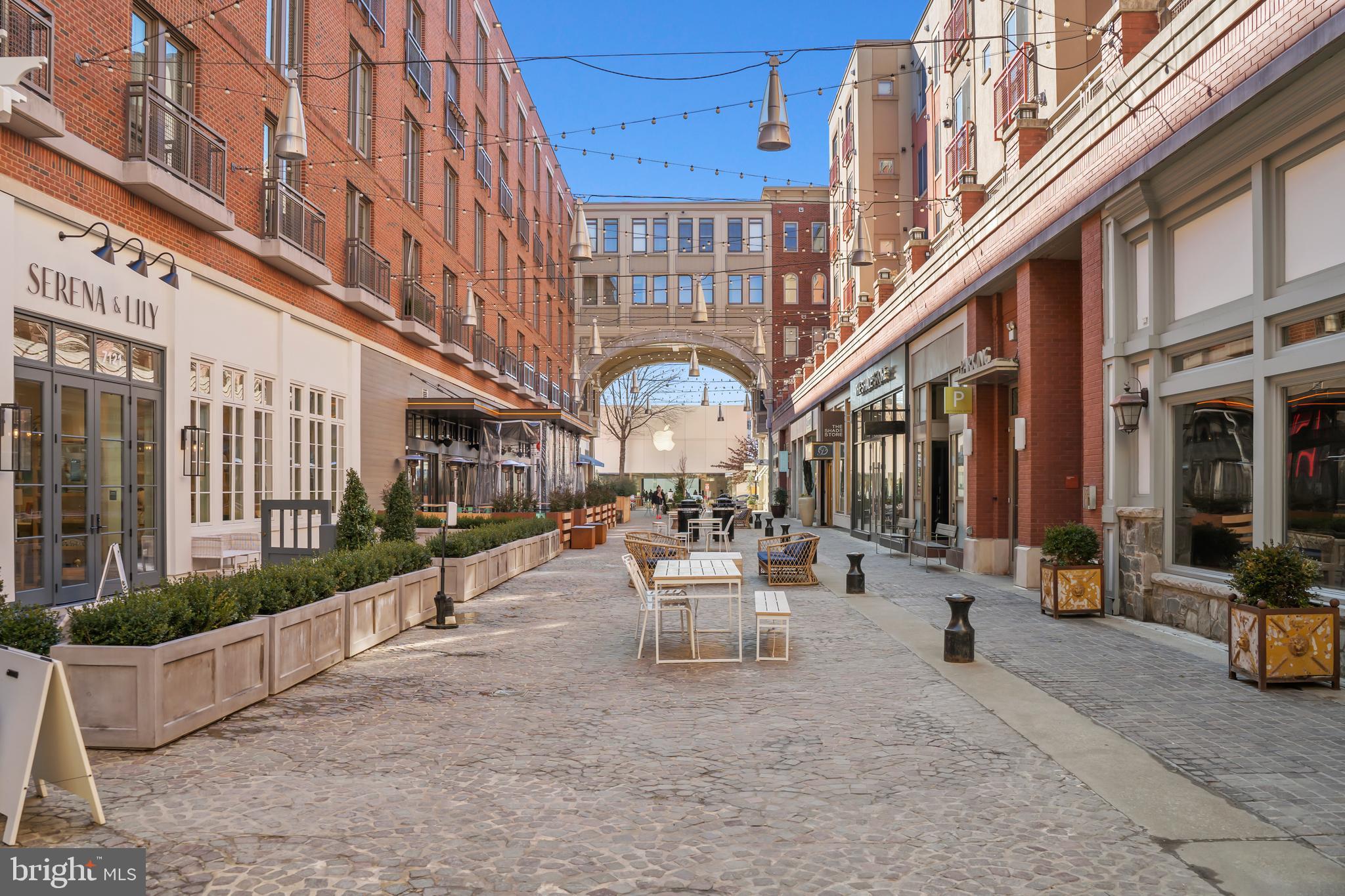 CHEVY CHASE GARDENS - Residential